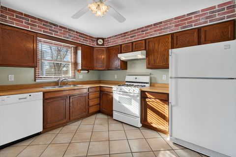 Tiny photo for 308 Rustic Lane, Algonquin, IL 60102 (MLS # 12543336)