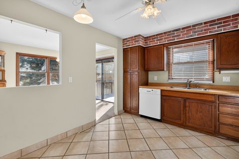 Tiny photo for 308 Rustic Lane, Algonquin, IL 60102 (MLS # 12543336)