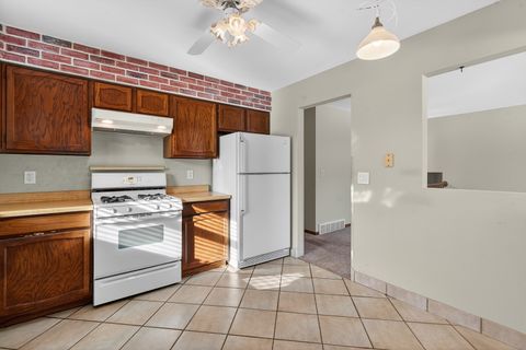 Tiny photo for 308 Rustic Lane, Algonquin, IL 60102 (MLS # 12543336)