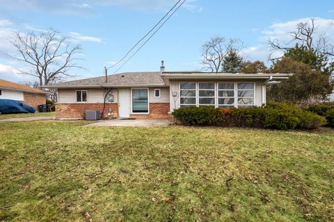 Tiny photo for 127 Blackhawk Drive, Park Forest, IL 60466 (MLS # 12475885)