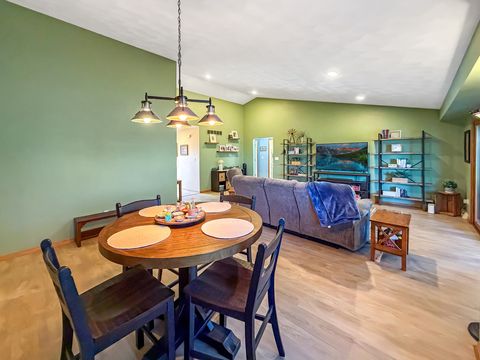 Tiny photo for 1150 S Greenfield Drive #1150, Freeport, IL 61032 (MLS # 12575574)