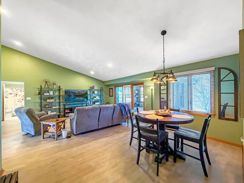 Tiny photo for 1150 S Greenfield Drive #1150, Freeport, IL 61032 (MLS # 12575574)