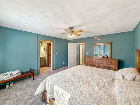 Tiny photo for 1150 S Greenfield Drive #1150, Freeport, IL 61032 (MLS # 12575574)