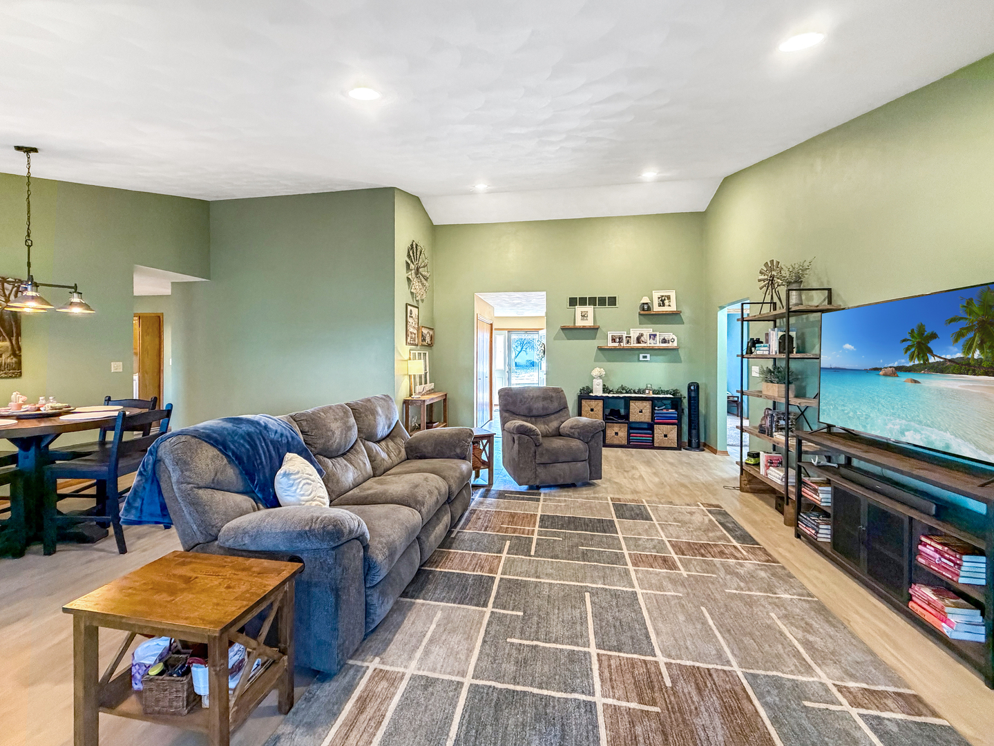 1150 S Greenfield Drive 1150