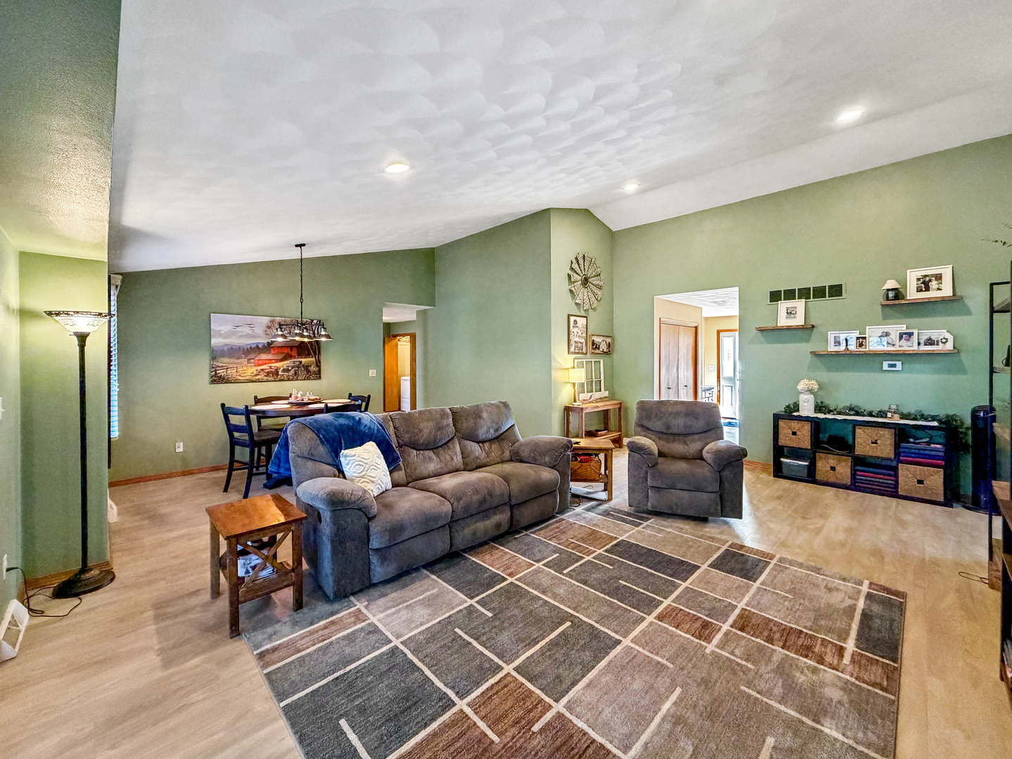 1150 S Greenfield Drive 1150