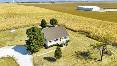 Tiny photo for 2151 E 2600 North Road, Armstrong, IL 61812 (MLS # 12446669)
