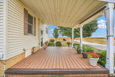 Tiny photo for 2151 E 2600 North Road, Armstrong, IL 61812 (MLS # 12446669)