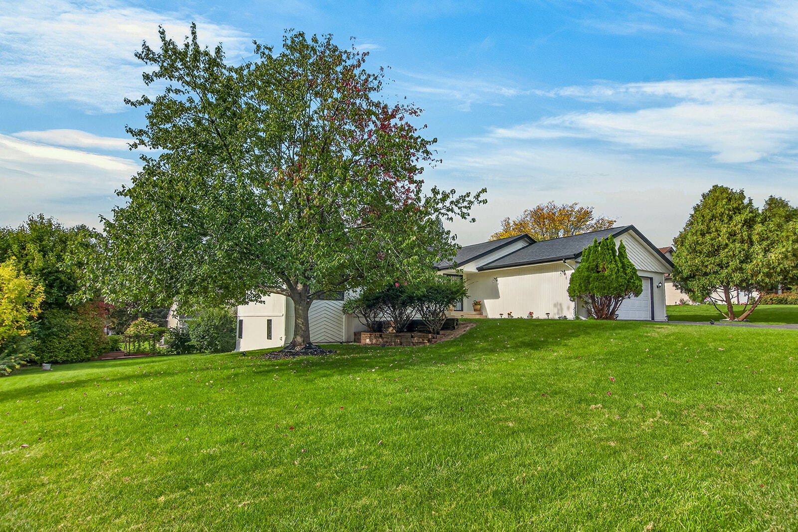 5437 Friendswood Court