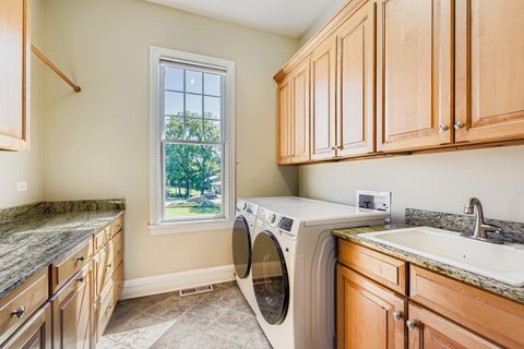 Tiny photo for 3513 Deep Wood Drive, Crystal Lake, IL 60012 (MLS # 12481334)