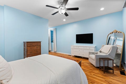 Tiny photo for 1253 N Bosworth Avenue #1, Chicago, IL 60642 (MLS # 12722590)