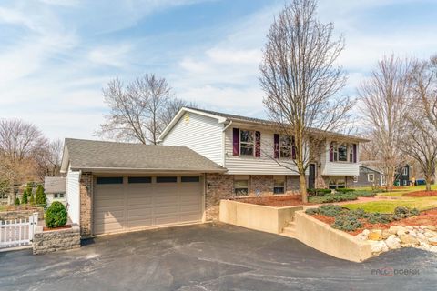 Tiny photo for 24731 W Orchard Place, Round Lake Heights, IL 60073 (MLS # 12622162)