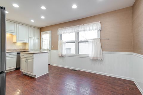 Tiny photo for 24731 W Orchard Place, Round Lake Heights, IL 60073 (MLS # 12622162)