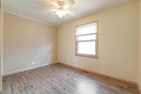 Tiny photo for 24731 W Orchard Place, Round Lake Heights, IL 60073 (MLS # 12622162)