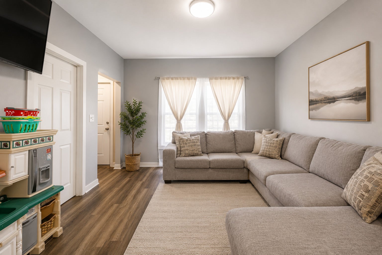 82 ISA Avenue