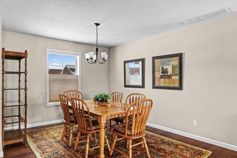 Tiny photo for 1605 E Vernon Drive, Urbana, IL 61802 (MLS # 12557501)