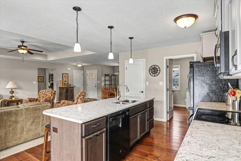 Tiny photo for 1605 E Vernon Drive, Urbana, IL 61802 (MLS # 12557501)