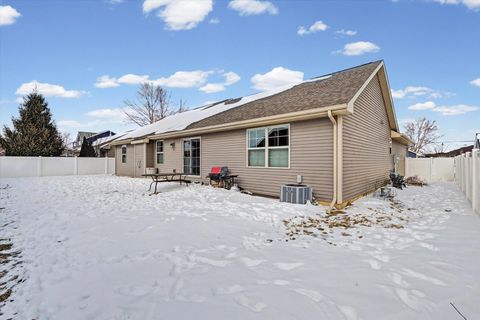 Tiny photo for 1605 E Vernon Drive, Urbana, IL 61802 (MLS # 12557501)