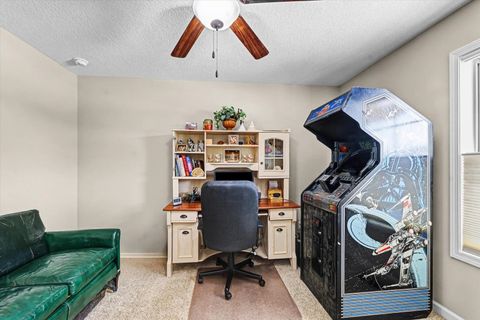 Tiny photo for 1605 E Vernon Drive, Urbana, IL 61802 (MLS # 12557501)