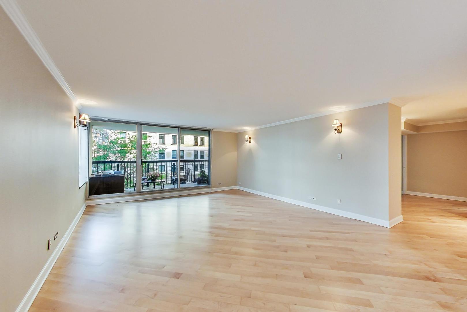 201 E Chestnut Street 3A
