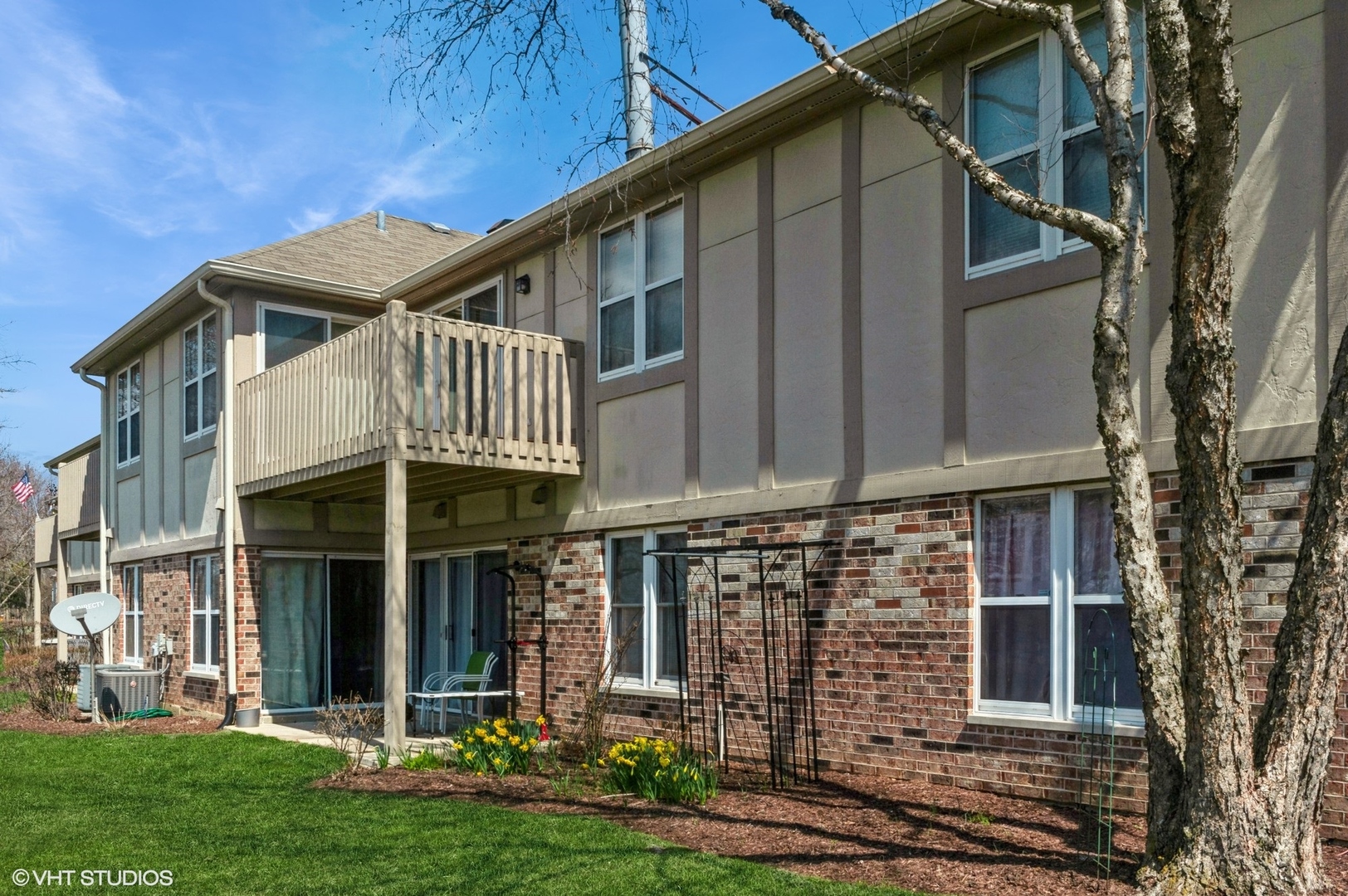 1198 Streamwood Lane 1198