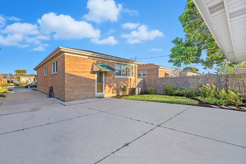 Tiny photo for 8618 S Kolmar Avenue, Chicago, IL 60652 (MLS # 12489992)