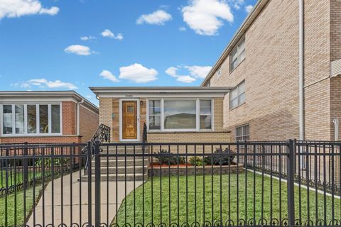 6084 N ELSTON Avenue Chicago IL 60646