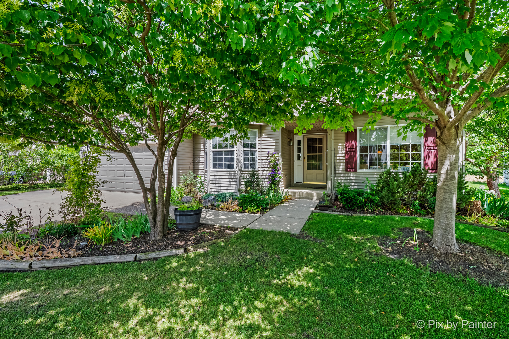 5928 BLUEGRASS Trail