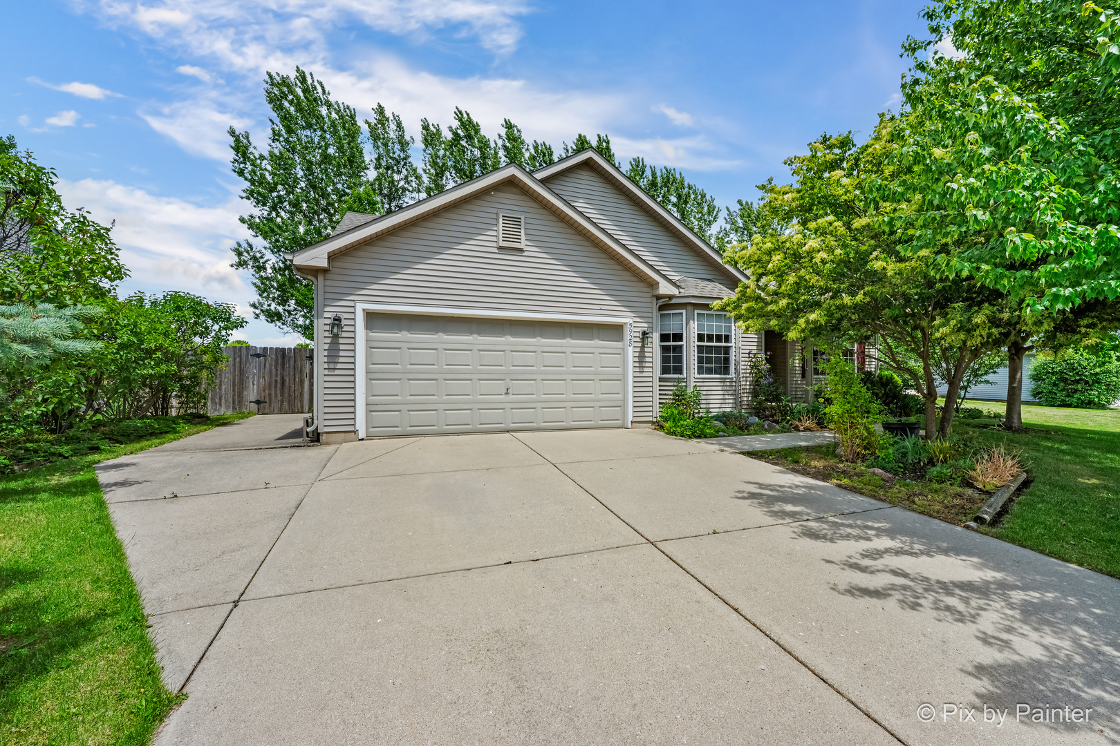 5928 BLUEGRASS Trail