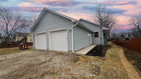 Tiny photo for 3108 Elizabeth Avenue, Zion, IL 60099 (MLS # 12579110)