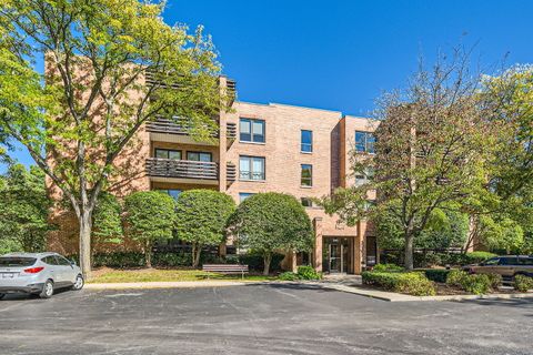 A home in Northbrook