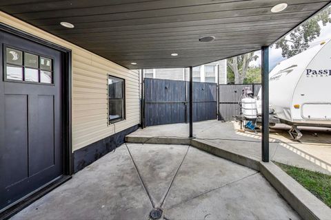 Tiny photo for 4305 N Mobile Avenue, Chicago, IL 60634 (MLS # 12521163)