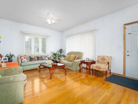 Tiny photo for 3308 N Octavia Avenue, Chicago, IL 60634 (MLS # 12601624)