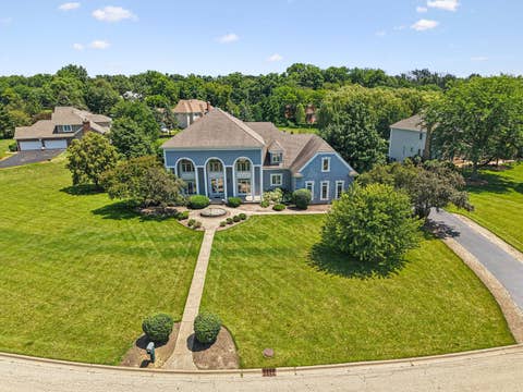 Photo of 6605 Oakwood Manor Drive, Crystal Lake, IL 60012 (MLS # 12677634)