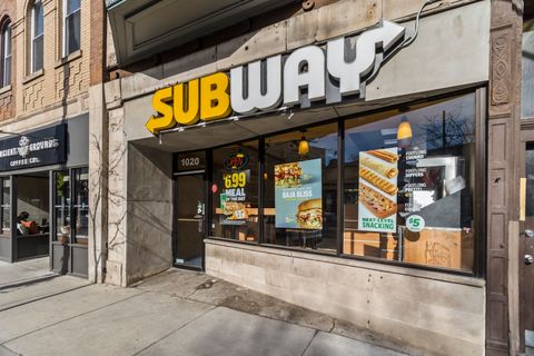 1020 W Belmont Avenue C Chicago IL 60657