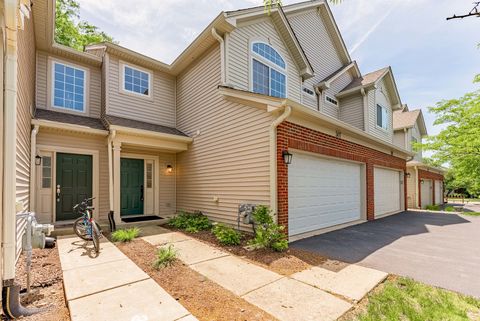 Tiny photo for 307 Abington Woods Drive, Aurora, IL 60502 (MLS # 12656921)
