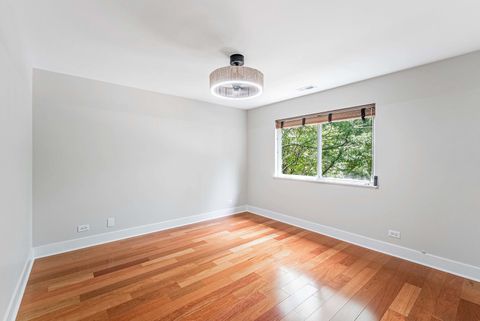 Tiny photo for 307 Abington Woods Drive, Aurora, IL 60502 (MLS # 12656921)