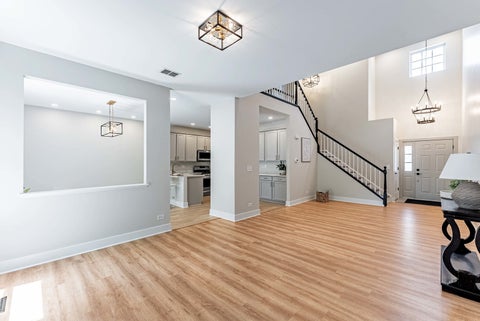 Tiny photo for 307 Abington Woods Drive, Aurora, IL 60502 (MLS # 12656921)
