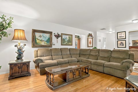 Tiny photo for 1015 Somerset MALL, McHenry, IL 60050 (MLS # 12748462)