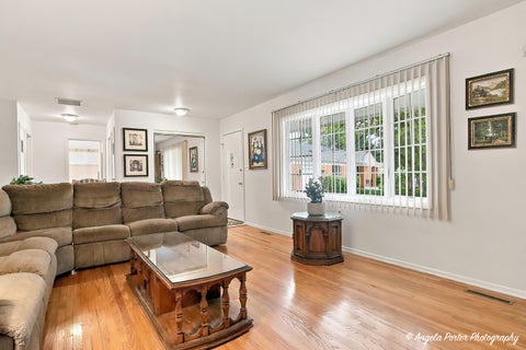 Tiny photo for 1015 Somerset MALL, McHenry, IL 60050 (MLS # 12748462)
