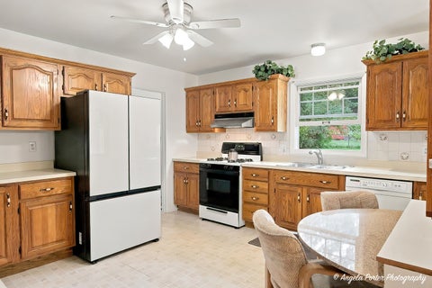 Tiny photo for 1015 Somerset MALL, McHenry, IL 60050 (MLS # 12748462)