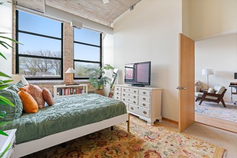 Tiny photo for 1800 W Roscoe Street #316, Chicago, IL 60657 (MLS # 12613220)