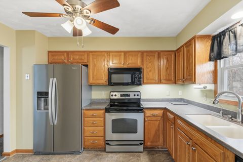 Tiny photo for 1427 18th Avenue, Silvis, IL 61282 (MLS # 12602105)