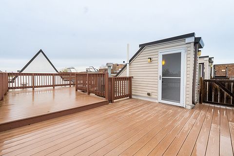 Tiny photo for 955 W 37th Street #8, Chicago, IL 60609 (MLS # 12621859)