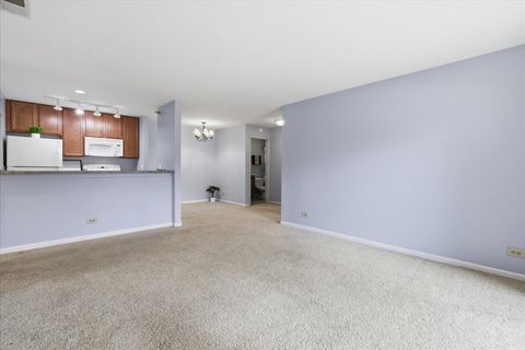Tiny photo for 202 Glengarry Drive #206, Bloomingdale, IL 60108 (MLS # 12594646)