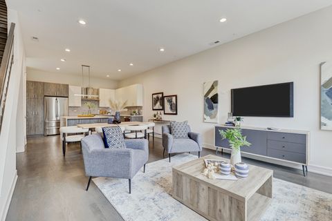 Tiny photo for 3115 W Lyndale Street #2, Chicago, IL 60647 (MLS # 12463440)