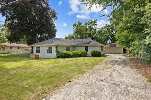 Photo of 502 Monroe Avenue, Ingleside, IL 60041 (MLS # 12690554)