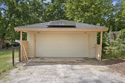 Tiny photo for 502 Monroe Avenue, Ingleside, IL 60041 (MLS # 12690554)