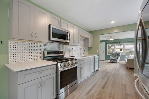 Tiny photo for 502 Monroe Avenue, Ingleside, IL 60041 (MLS # 12690554)