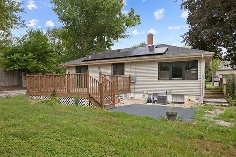 Tiny photo for 502 Monroe Avenue, Ingleside, IL 60041 (MLS # 12690554)