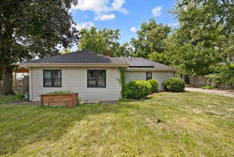 Tiny photo for 502 Monroe Avenue, Ingleside, IL 60041 (MLS # 12690554)